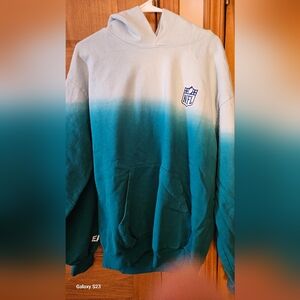 Warren Lotas/ size large/ two tone green